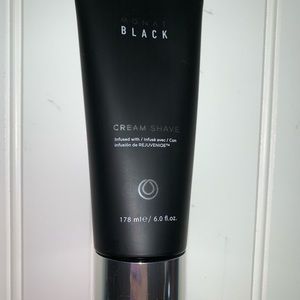 Monat black cream shave